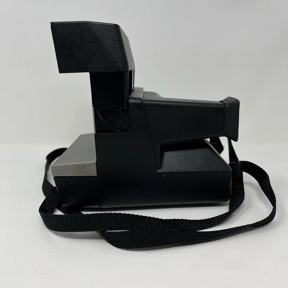 Vintage Polaroid Sun 600 LMS Instant Film Camera Silver Face Built-In Flash